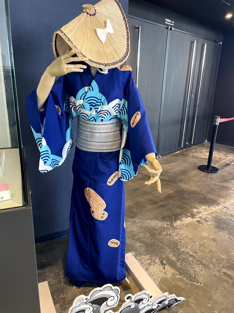 佐渡おけさの人形